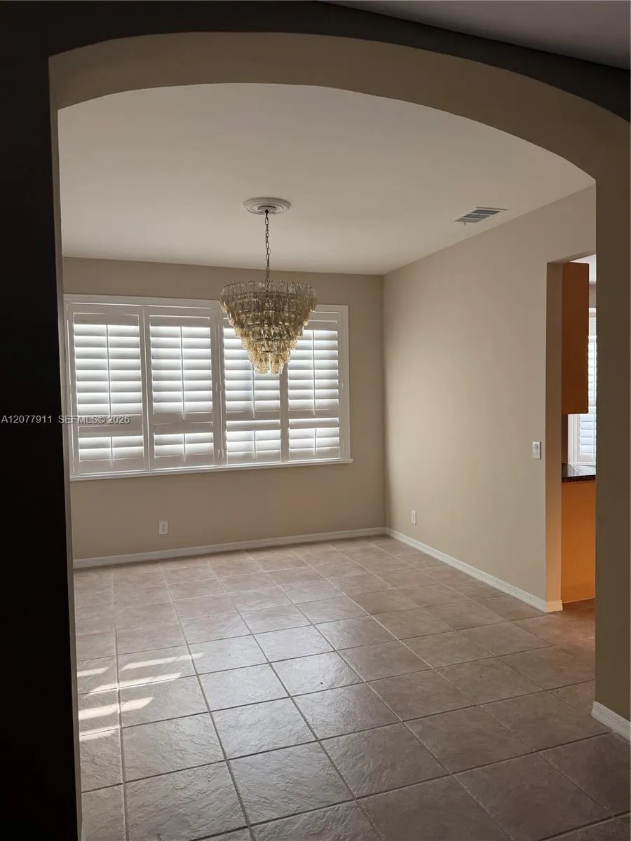 1532 NW 133rd Ave Pembroke Pines, FL 33028