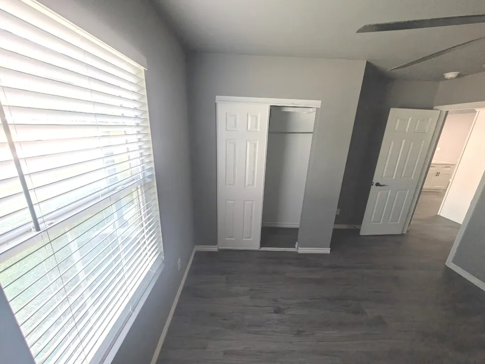 1024 E Pfendler Avenue Sapulpa, OK 74066