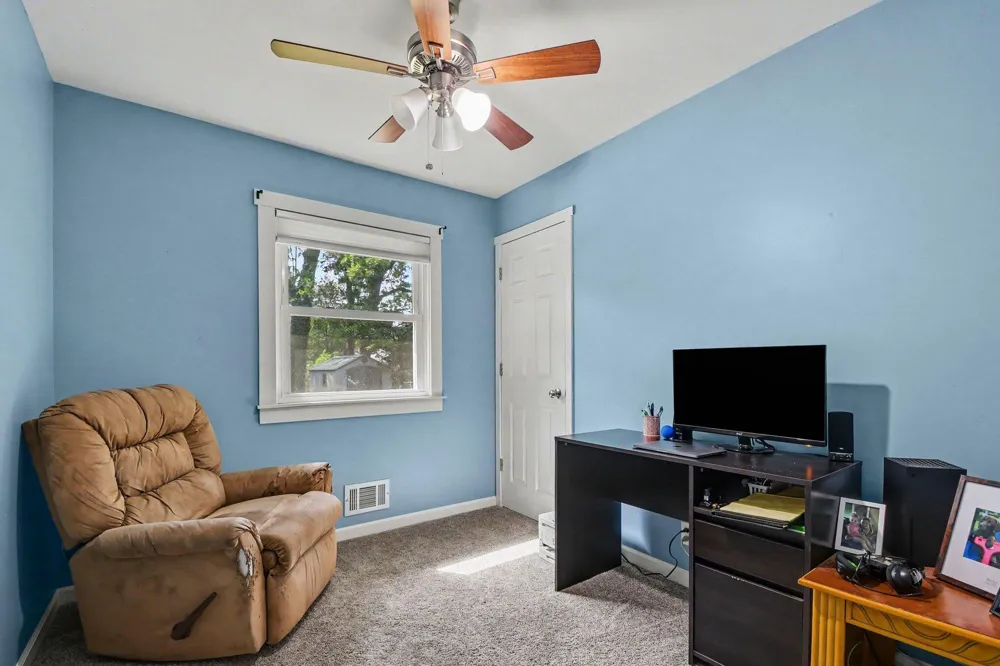 3841 Collingwood Avenue SW Wyoming, MI 49519