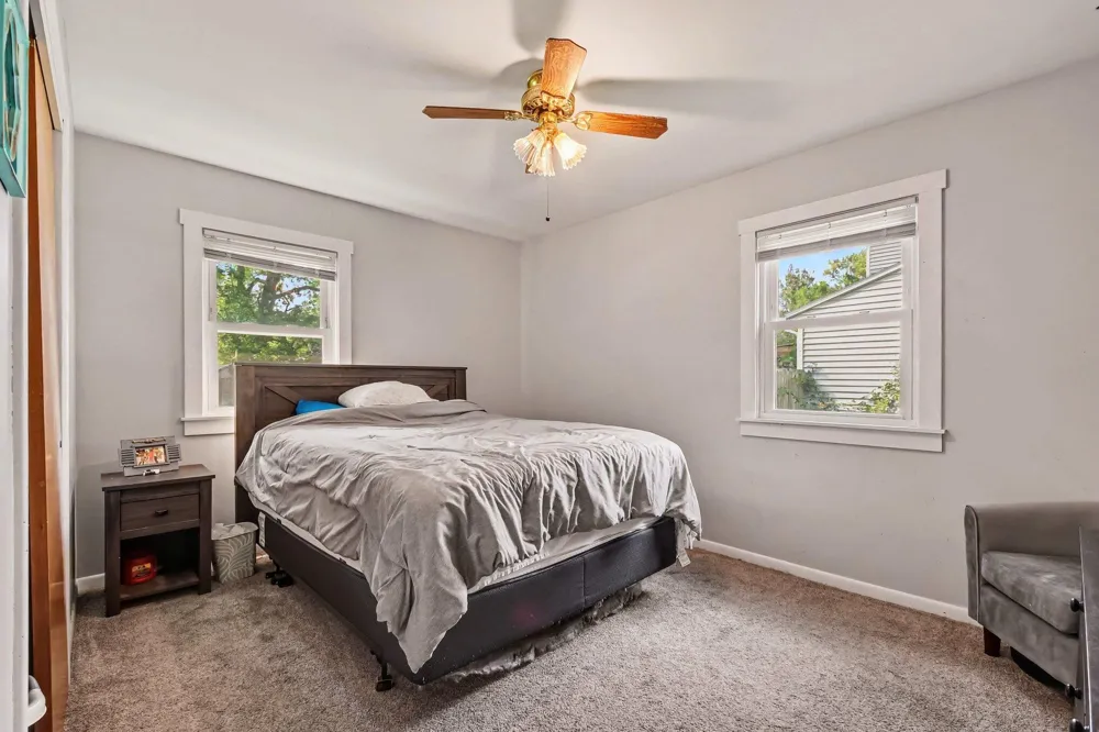 3841 Collingwood Avenue SW Wyoming, MI 49519