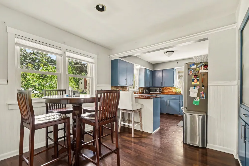 3841 Collingwood Avenue SW Wyoming, MI 49519