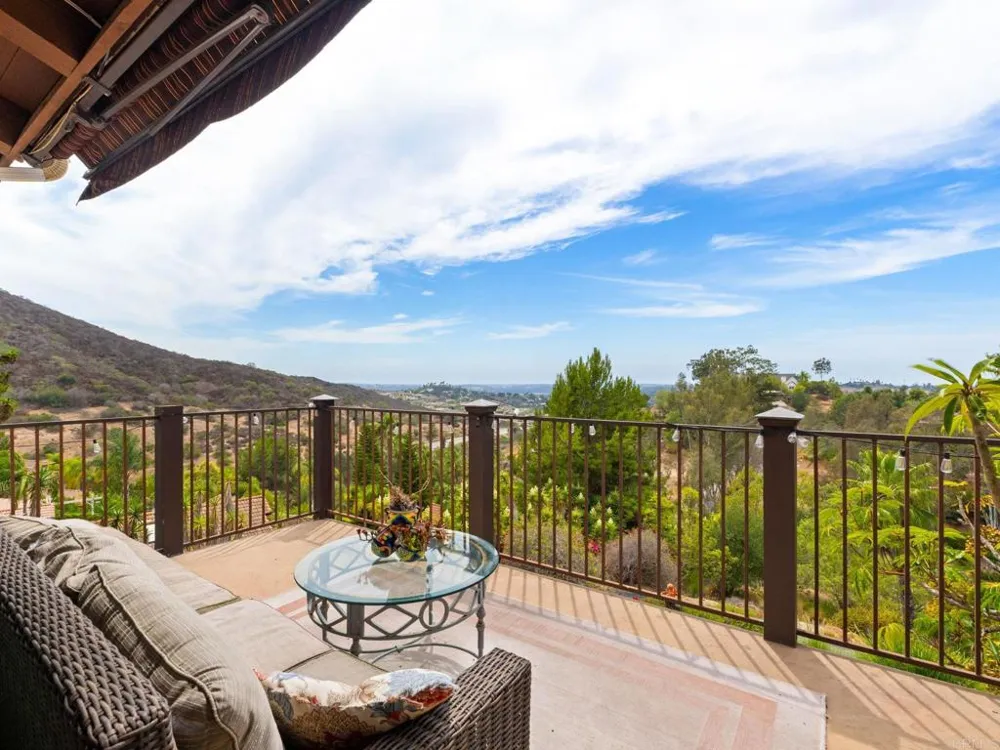 1330 Sugarbush Drive Vista, CA 92084