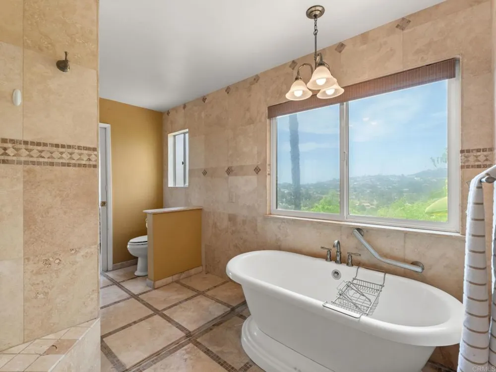 1330 Sugarbush Drive Vista, CA 92084