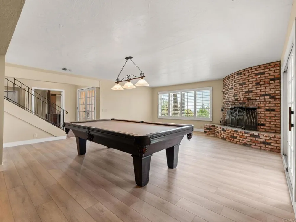 1330 Sugarbush Drive Vista, CA 92084