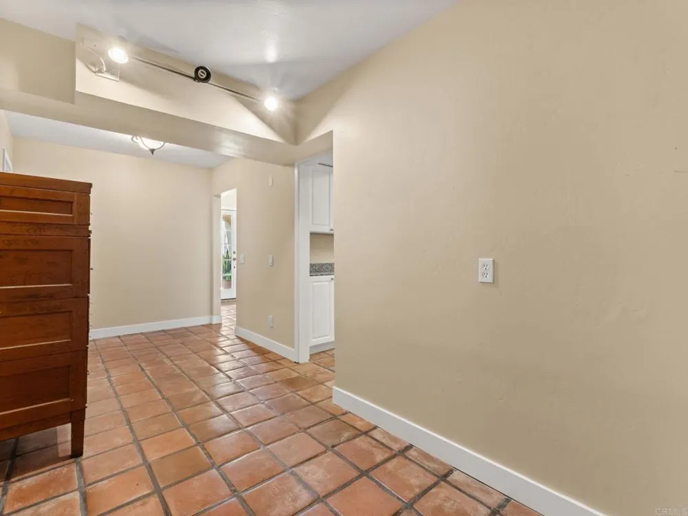 1330 Sugarbush Drive Vista, CA 92084