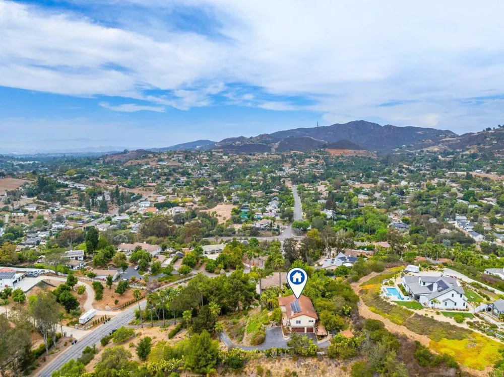 1330 Sugarbush Drive Vista, CA 92084