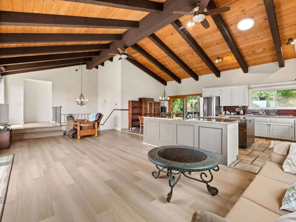 1330 Sugarbush Drive Vista, CA 92084
