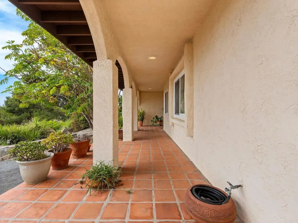 1330 Sugarbush Drive Vista, CA 92084