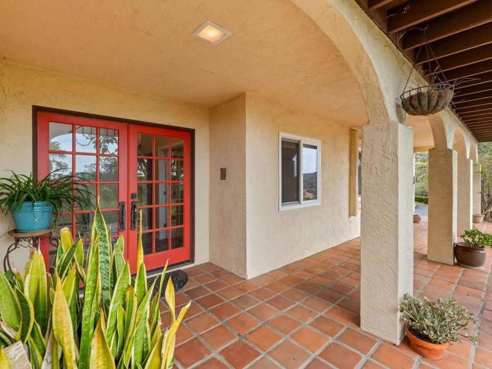 1330 Sugarbush Drive Vista, CA 92084