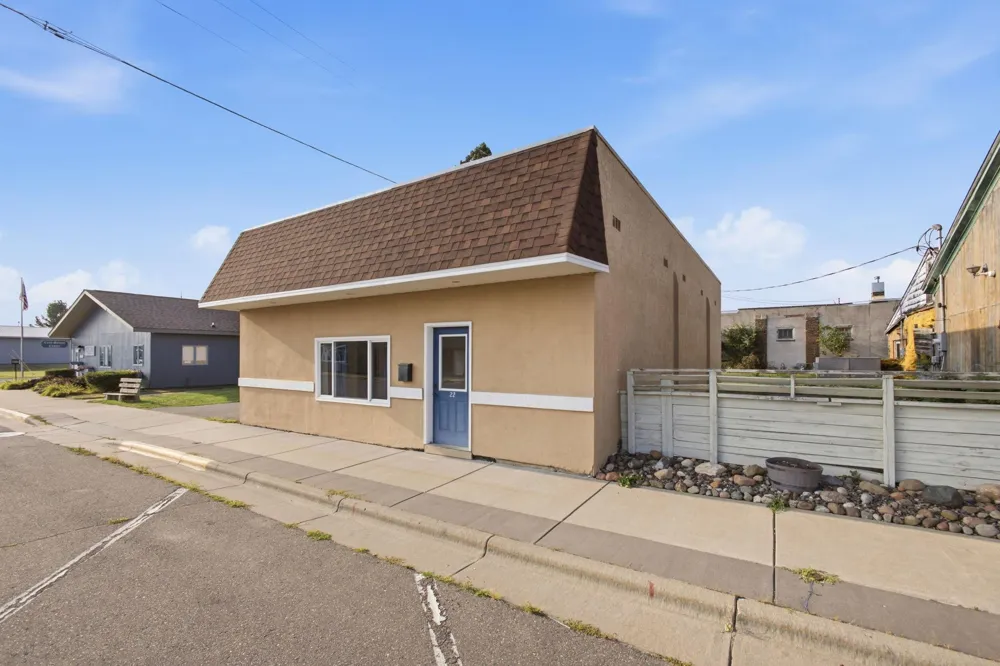 22 W 2nd Avenue Luck, WI 54853