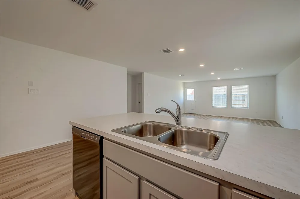 18111 Robin Creek Dr Hockley, TX 77447