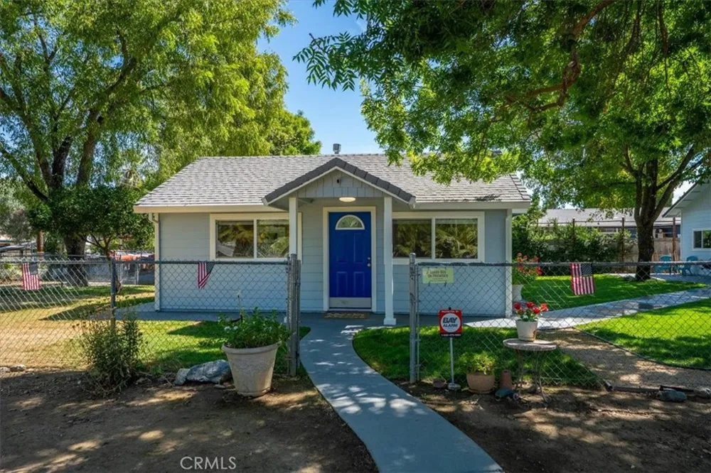 1221 Pear Corning, CA 96021