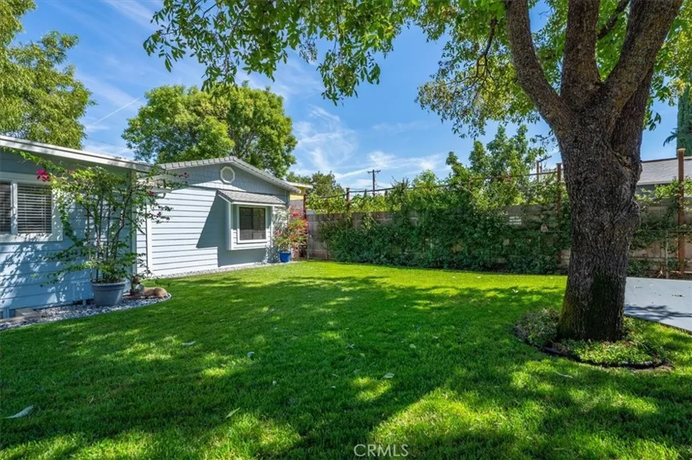 1221 Pear Corning, CA 96021