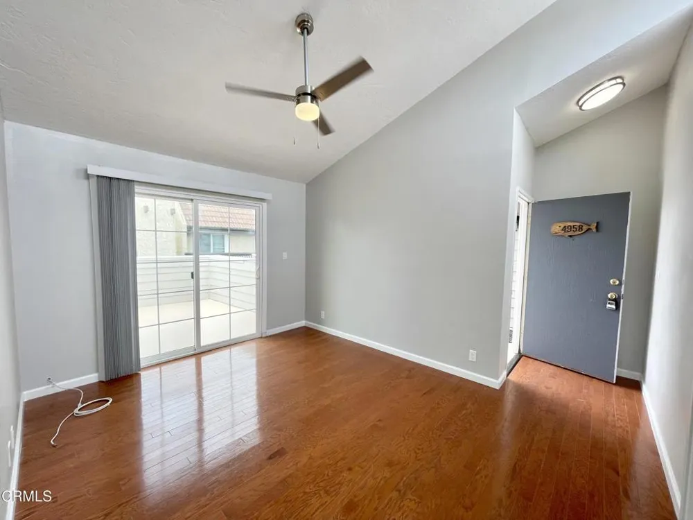 4958 Nautilus Street Oxnard, CA 93035