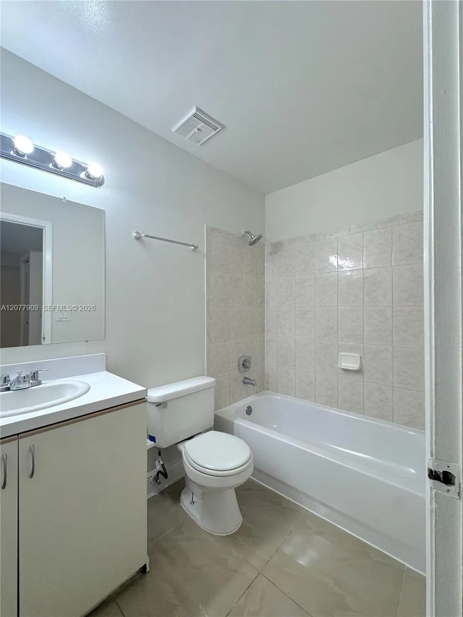 1265 SW 46th Ave #2201 Pompano Beach, FL 33069