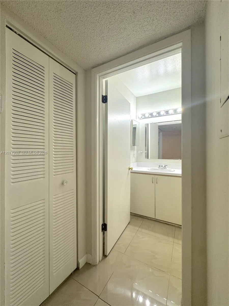 1265 SW 46th Ave #2201 Pompano Beach, FL 33069