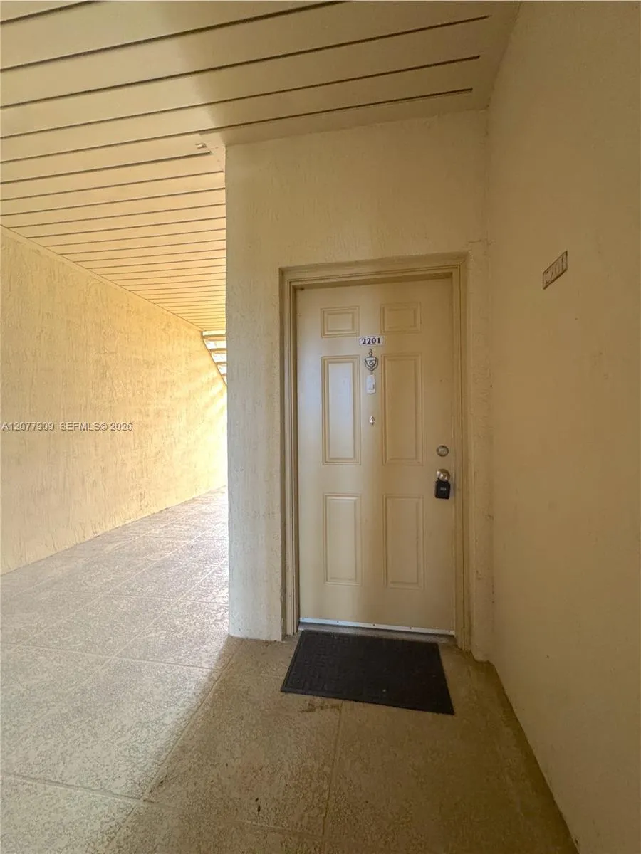 1265 SW 46th Ave #2201 Pompano Beach, FL 33069