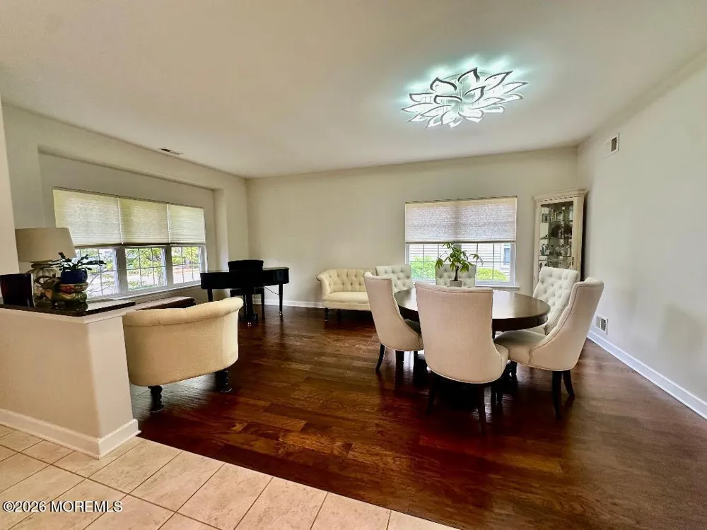 12 Lorenzo Road Manchester, NJ 08759