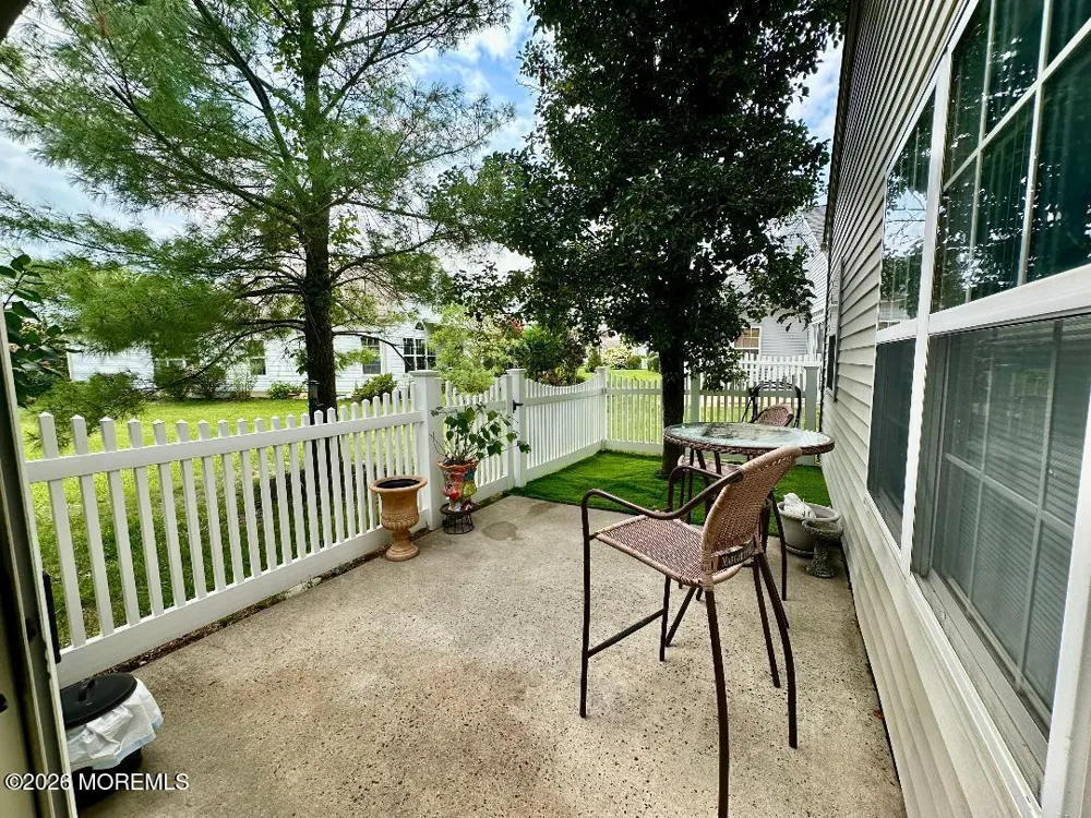 12 Lorenzo Road Manchester, NJ 08759