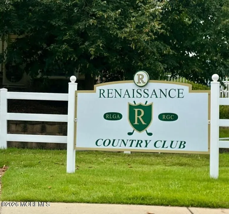 12 Lorenzo Road Manchester, NJ 08759