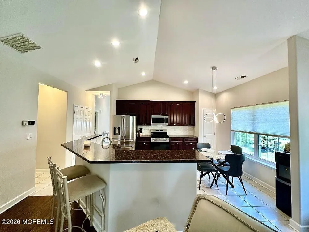 12 Lorenzo Road Manchester, NJ 08759