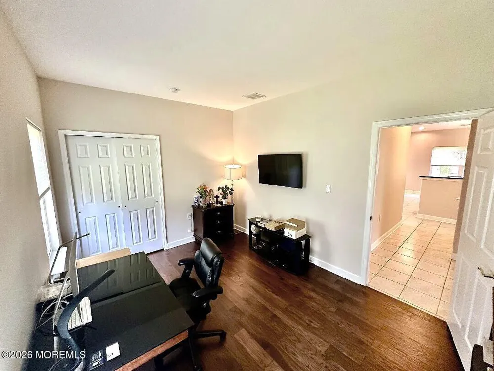 12 Lorenzo Road Manchester, NJ 08759