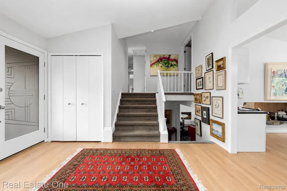3205 Parkland Drive West Bloomfield Charter Township, MI 48322