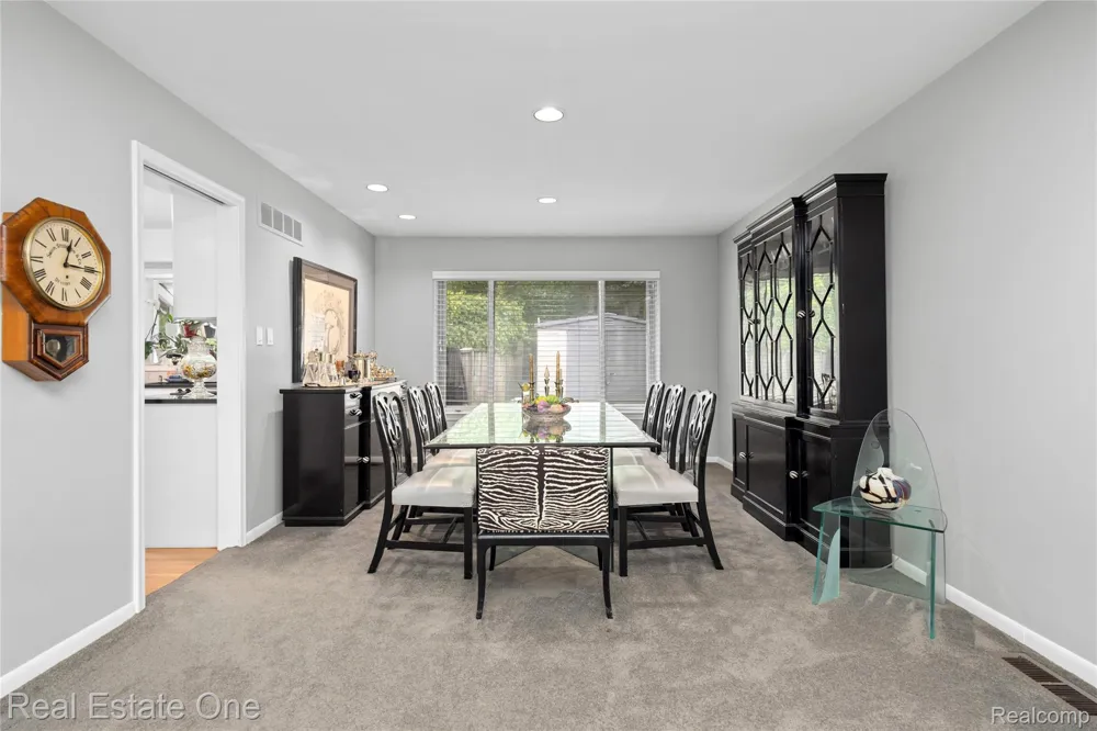 3205 Parkland Drive West Bloomfield Charter Township, MI 48322