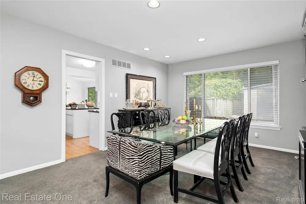 3205 Parkland Drive West Bloomfield Charter Township, MI 48322