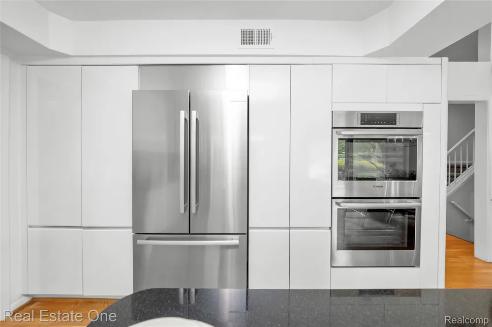 3205 Parkland Drive West Bloomfield Charter Township, MI 48322