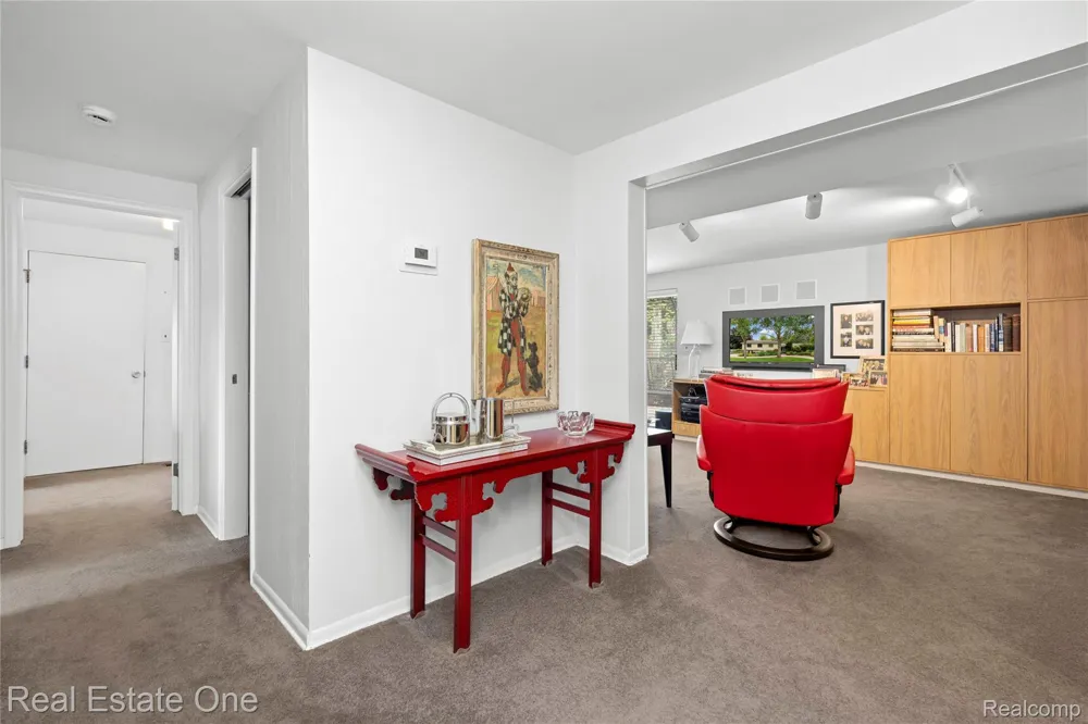 3205 Parkland Drive West Bloomfield Charter Township, MI 48322