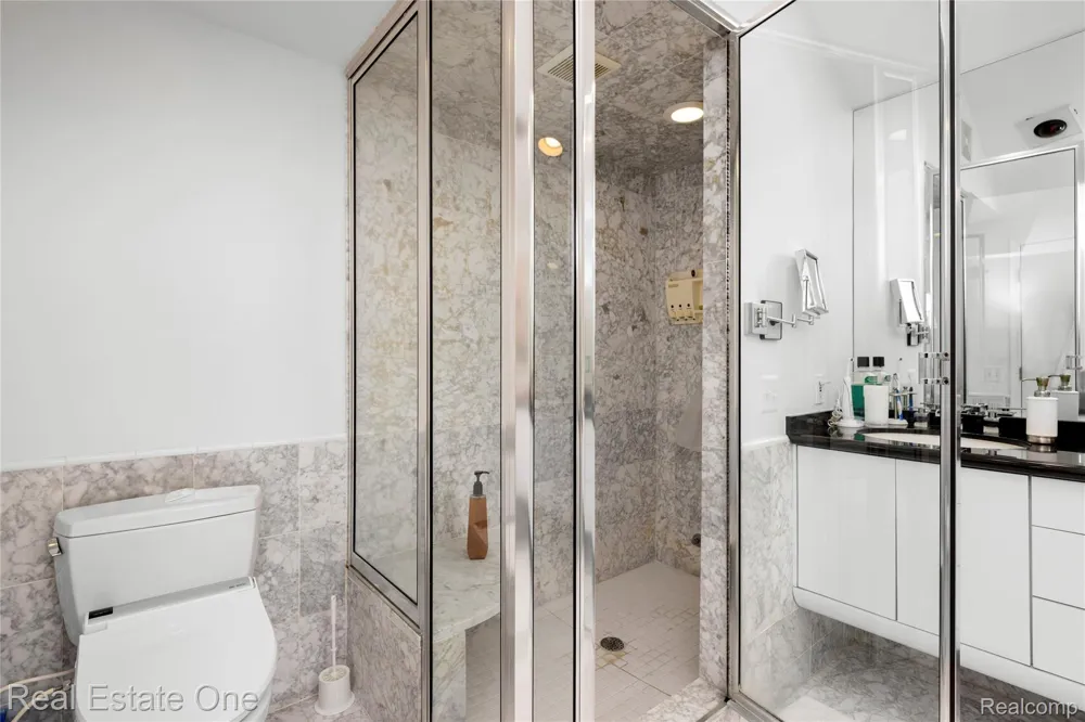 3205 Parkland Drive West Bloomfield Charter Township, MI 48322