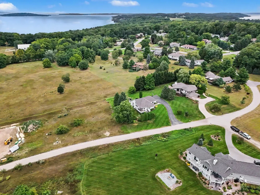 Sky Lane Peninsula Township, MI 49686
