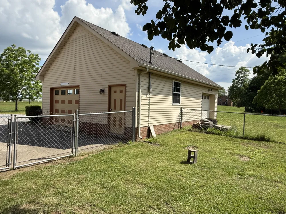 3168 Maxey Rd Cedar Hill, TN 37032