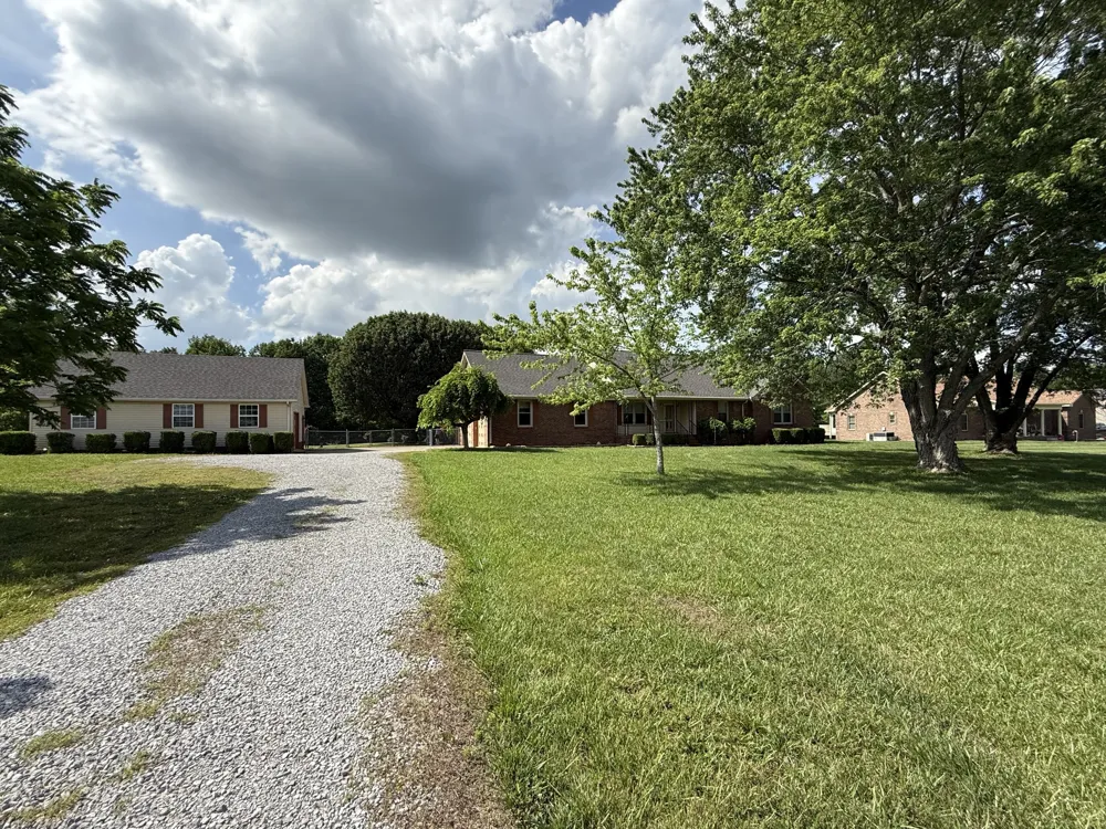 3168 Maxey Rd Cedar Hill, TN 37032