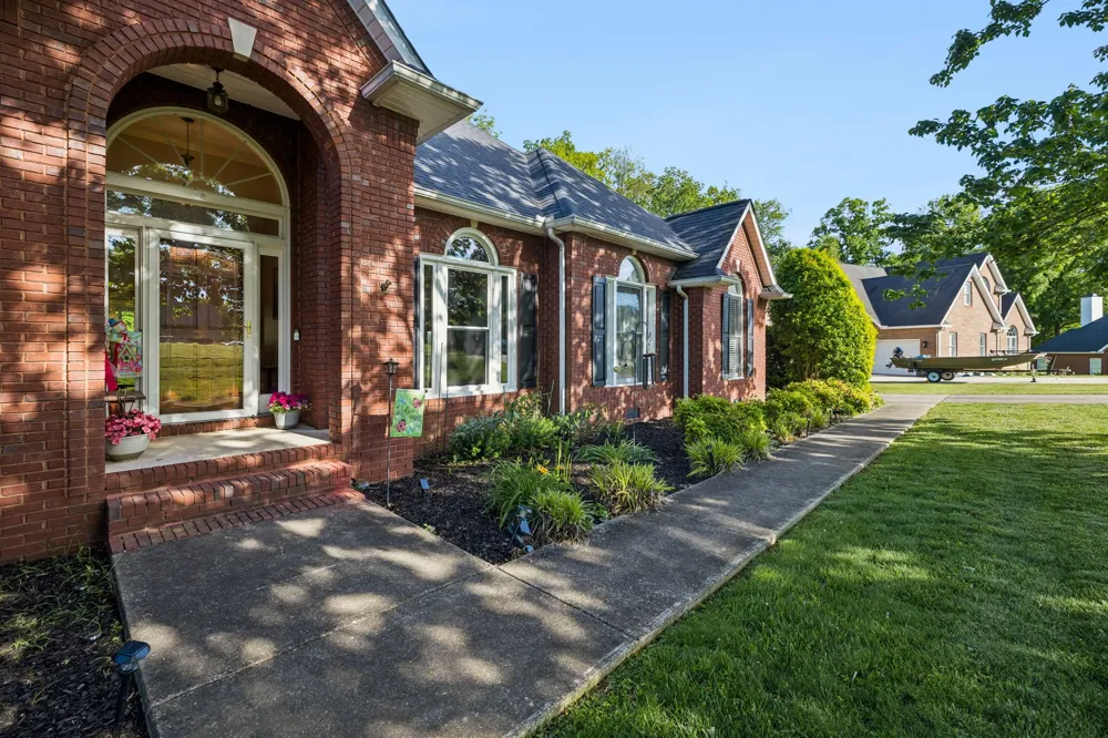 46 Deerfield Ct McMinnville, TN 37110