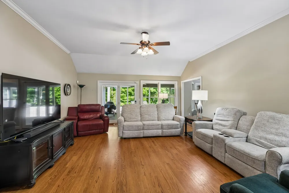 46 Deerfield Ct McMinnville, TN 37110