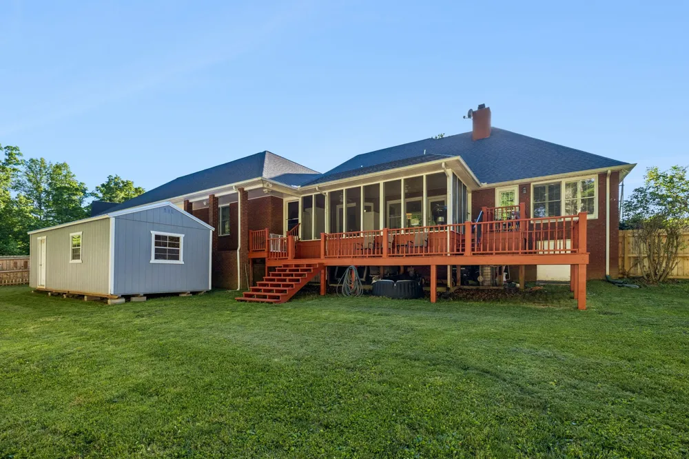 46 Deerfield Ct McMinnville, TN 37110