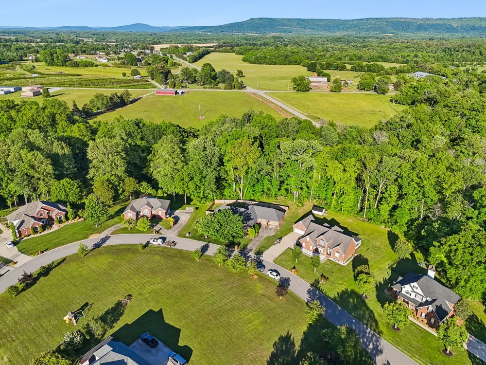 46 Deerfield Ct McMinnville, TN 37110