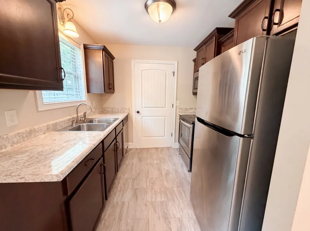 741 Inver Ln Clarksville, TN 37042