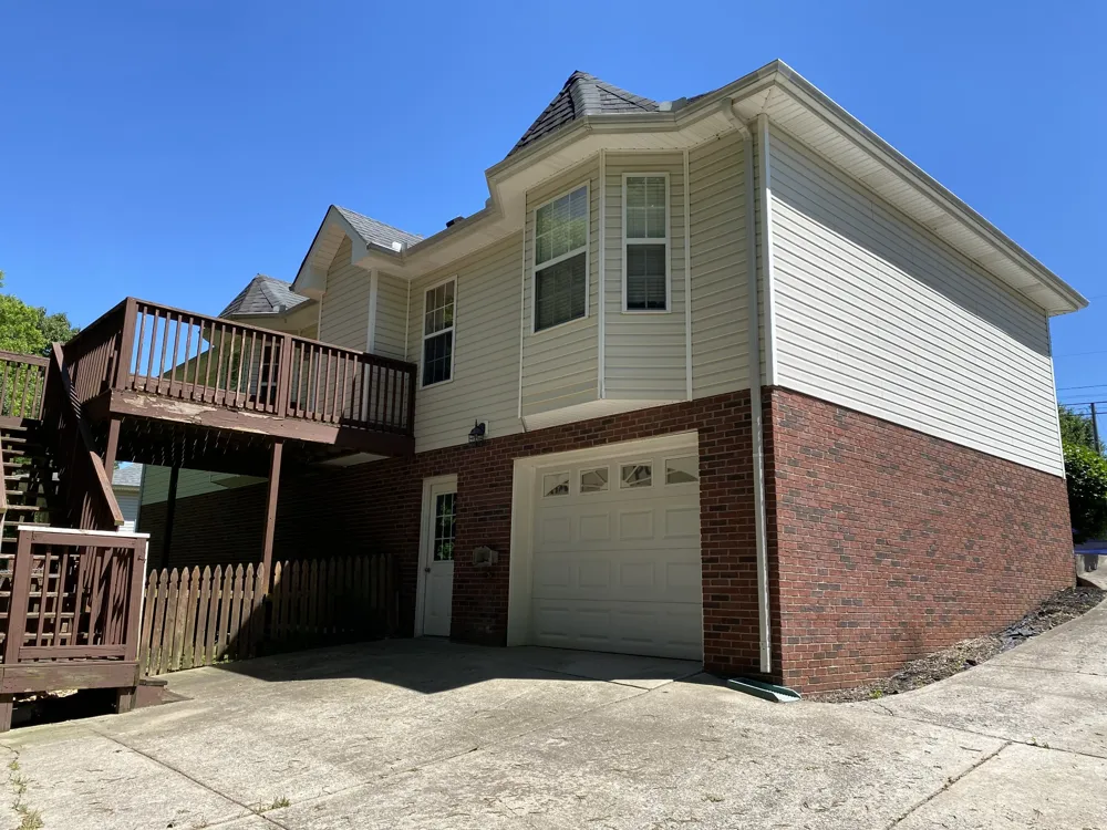 75 West Dr Clarksville, TN 37040