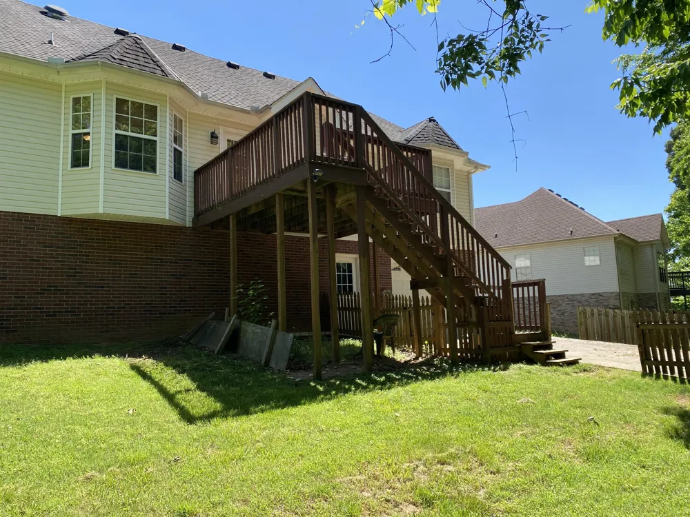 75 West Dr Clarksville, TN 37040