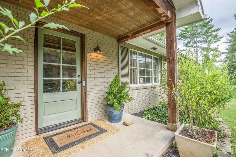 1932 Duncan Rd Knoxville, TN 37919