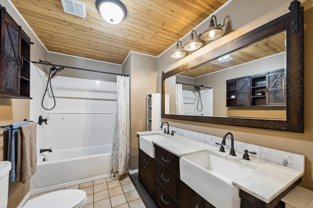 4450 Greenbriar Road Madisonville, TX 77864