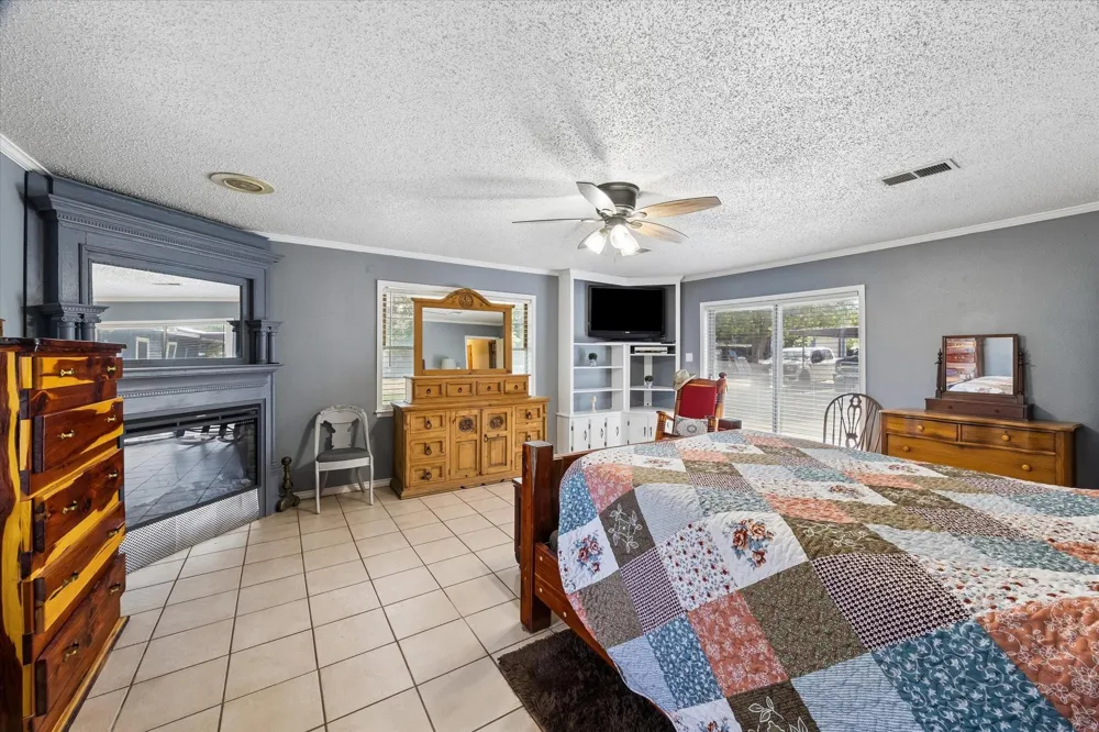 4450 Greenbriar Road Madisonville, TX 77864