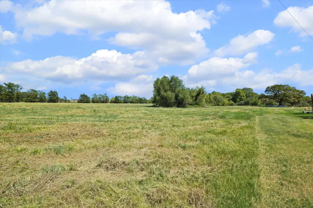 4450 Greenbriar Road Madisonville, TX 77864