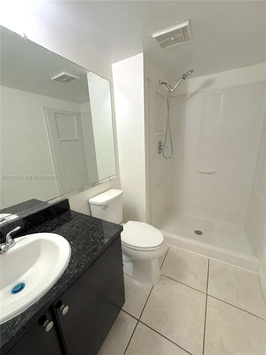 3252 Coral Lake Ln #3252 Coral Springs, FL 33065