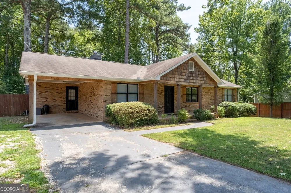 1382 Cave Springs RD Douglasville, GA 30134