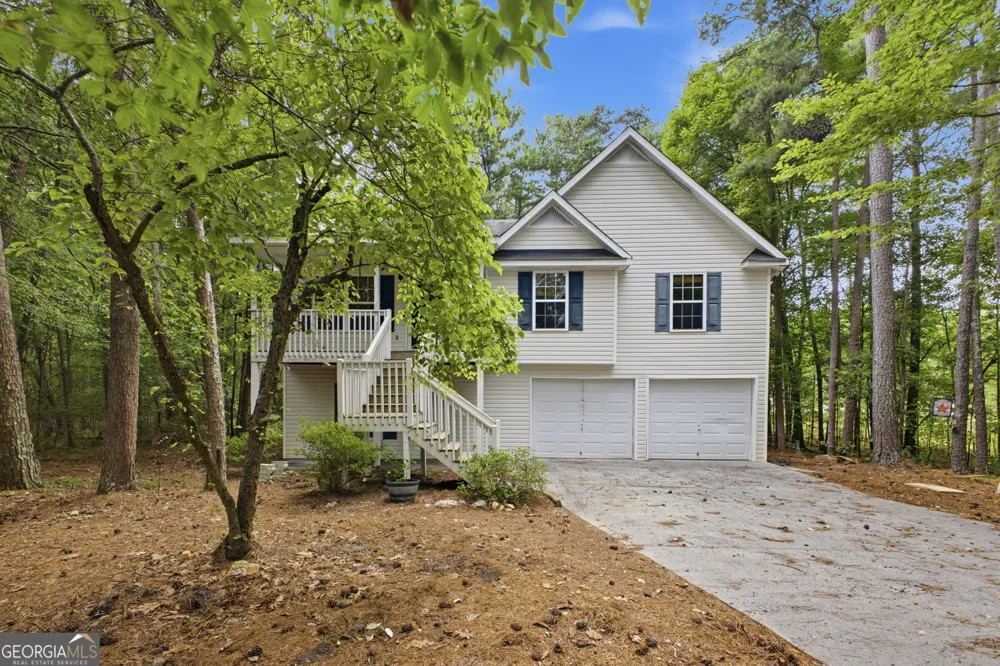 50 Oak Grove LN NW Adairsville, GA 30103