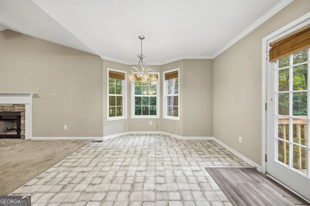 50 Oak Grove LN NW Adairsville, GA 30103